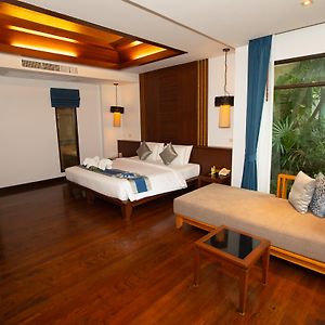 Deluxe Doppelzimmer mit Schwimmbadblick